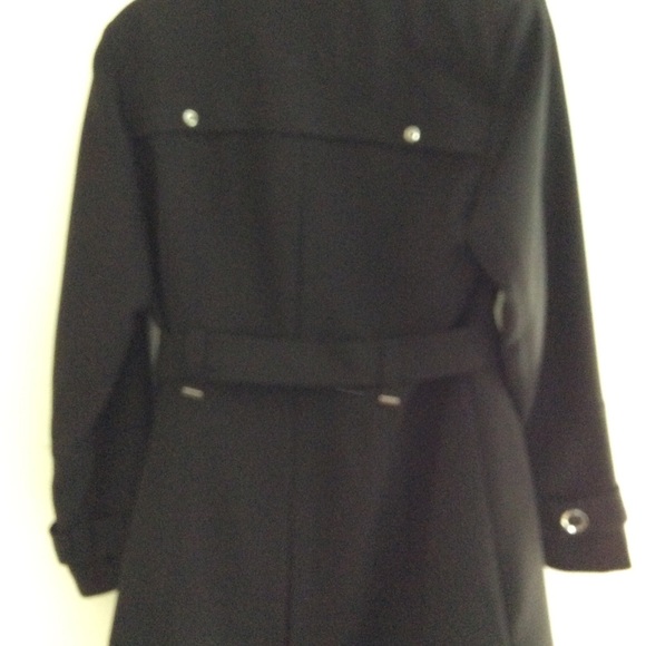 Trench coat - Picture 3 of 3